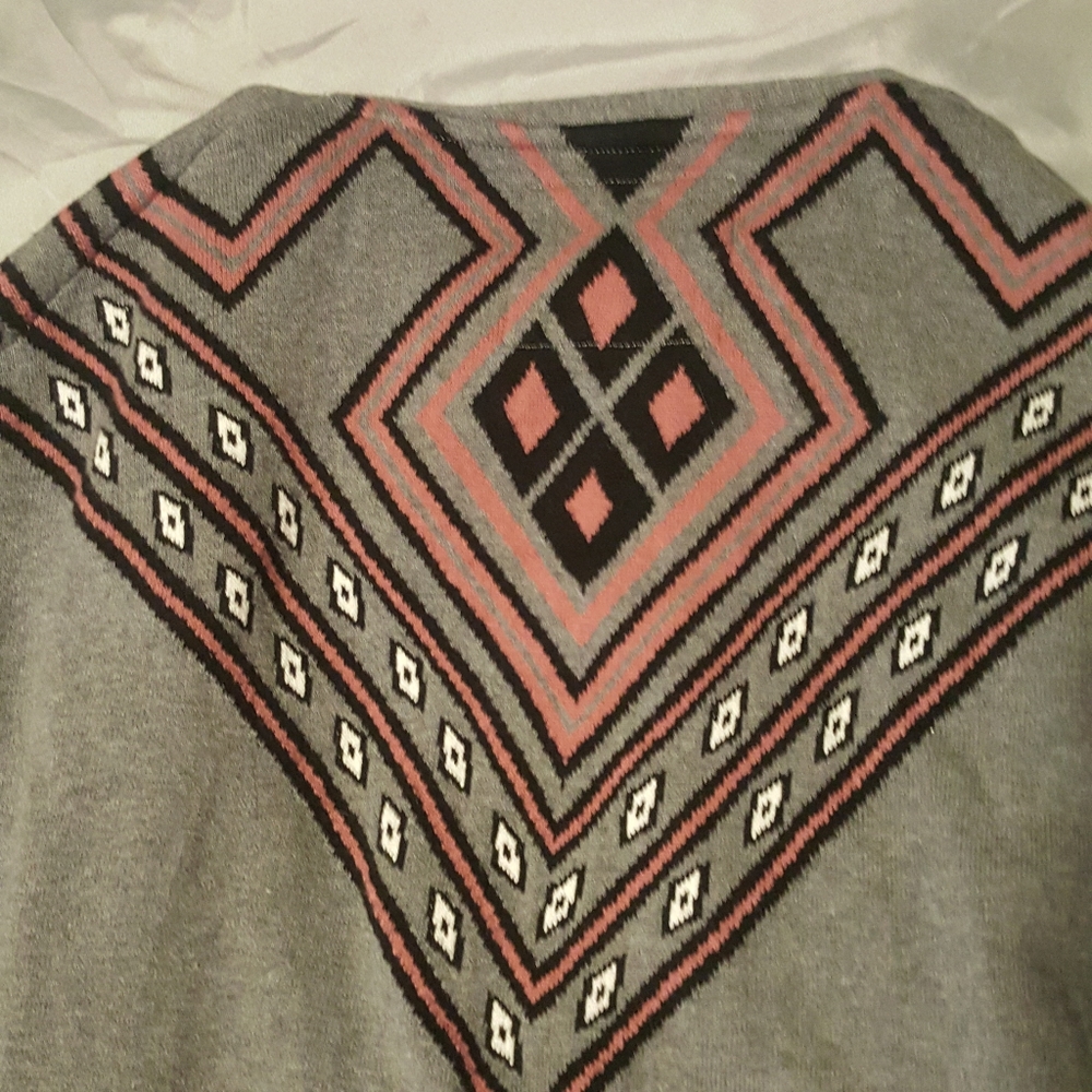 Knot Sisters Cardigan - Picture 2 of 2